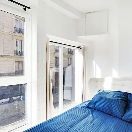 Magnifique 4 Personnes 18eme * Paris